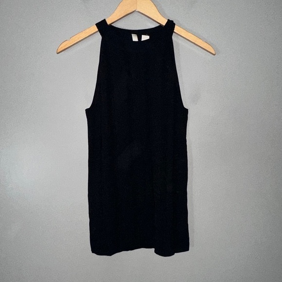 Moth knit distressed tank - Picture 1 of 10